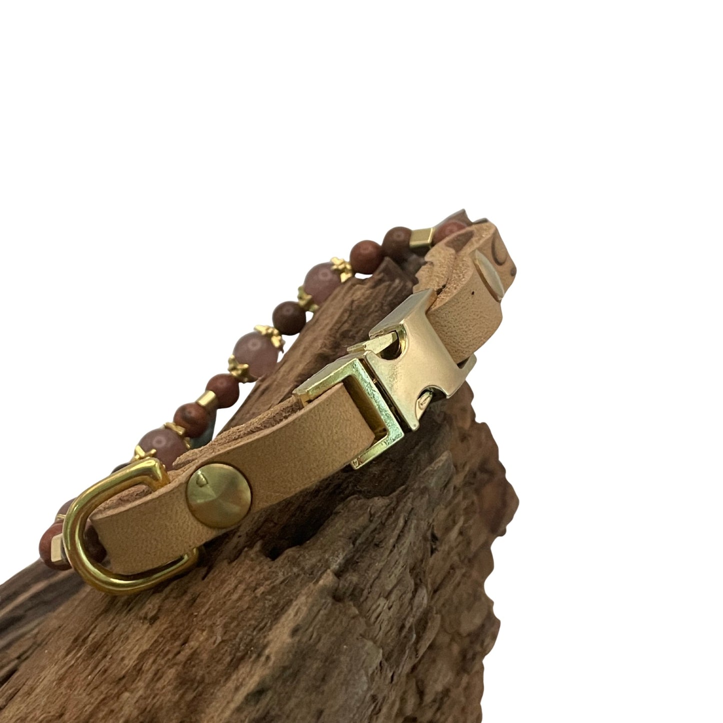 Größe: 27 cm Umfang. Hundehalsband mit Edelsteinen - handmade & einzigartig mit Türkis, Erdbeerquarz und Goldfuss