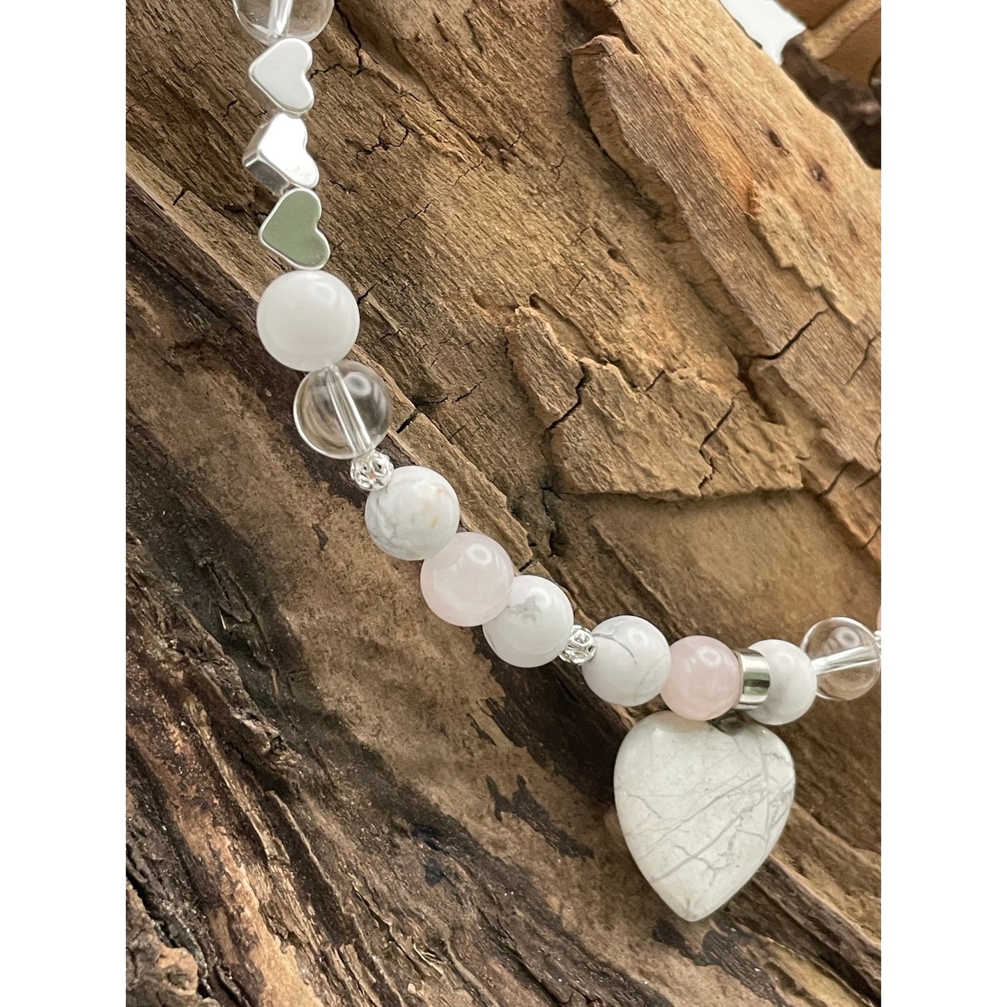 Größe: 31 cm Umfang. Hundehalsband mit Edelsteinen - mit Rosenquarz, Bergkristall und Magnesit