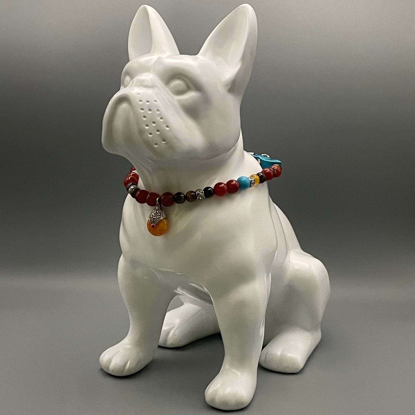 Größe: 36 cm Umfang. Edelstein-Hundehalsband – mit Tigerauge, Karneol, gelbem Achat, Türkis & tibetischer Perle
