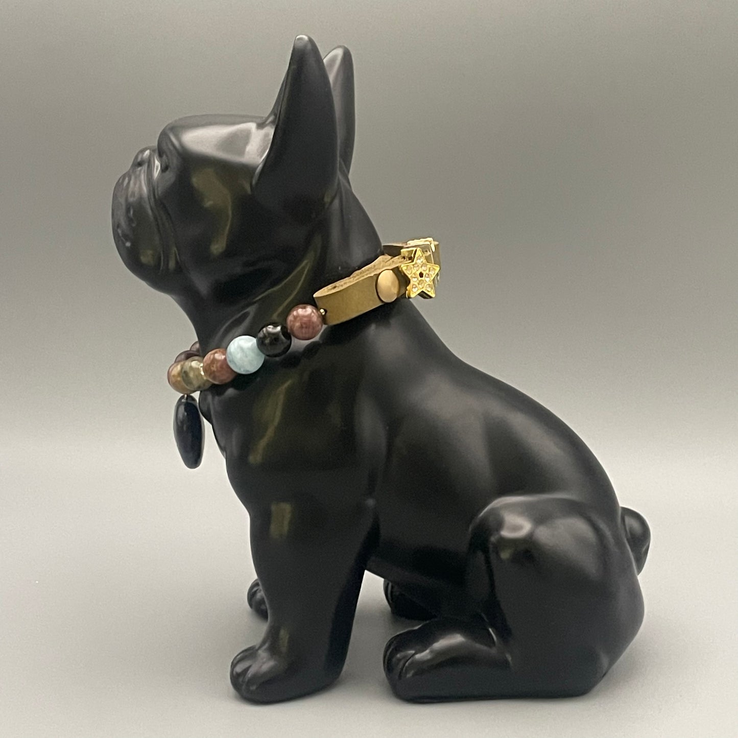 Größe: 27 cm Umfang. Edelstein-Hundehalsband – mit buntem Turmalin, Aquamarin, Obsidian & Goldflussherz