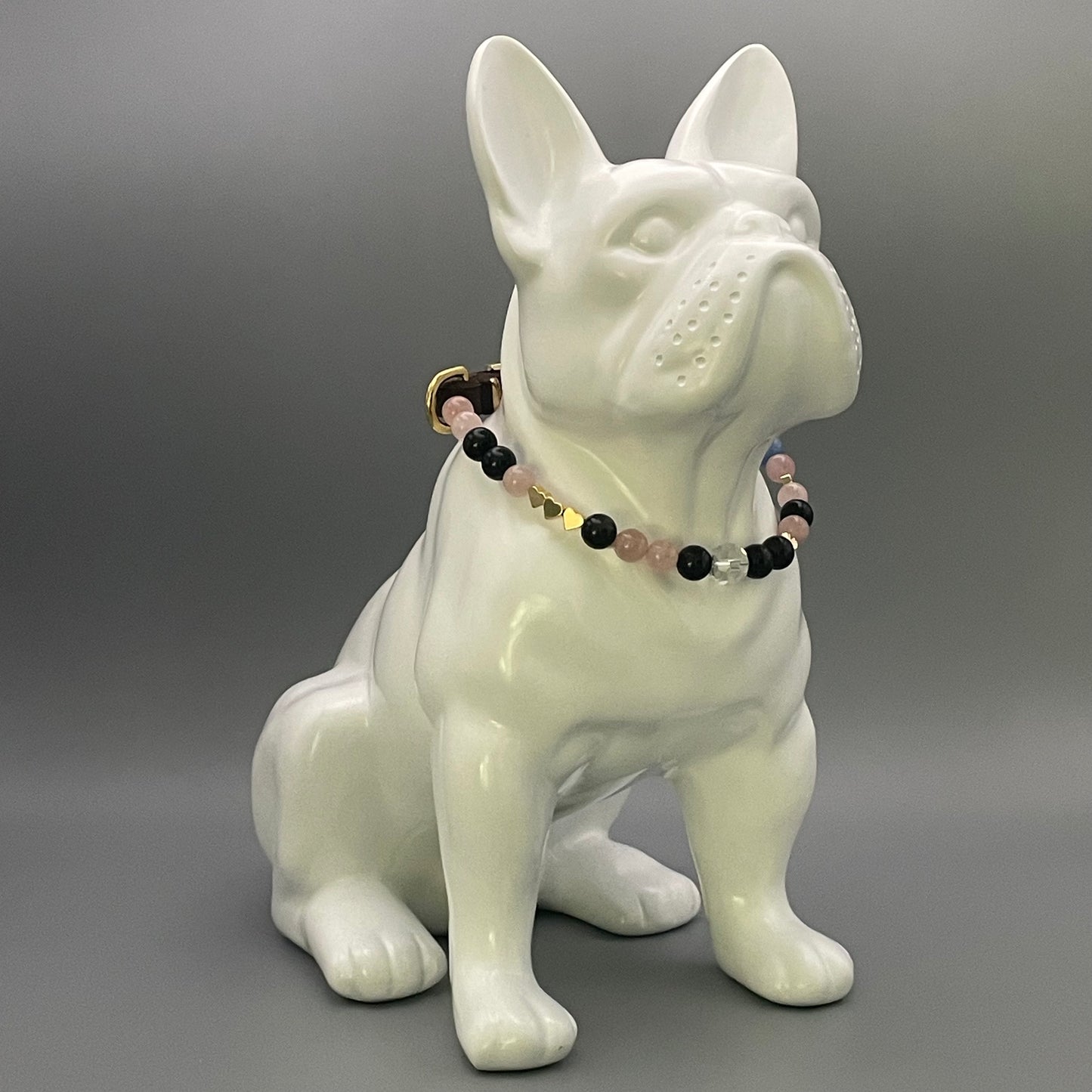 Größe: 33 cm Umfang. Edelstein-Hundehalsband – mit Rosenquarz, Obsidian & Aquamarin