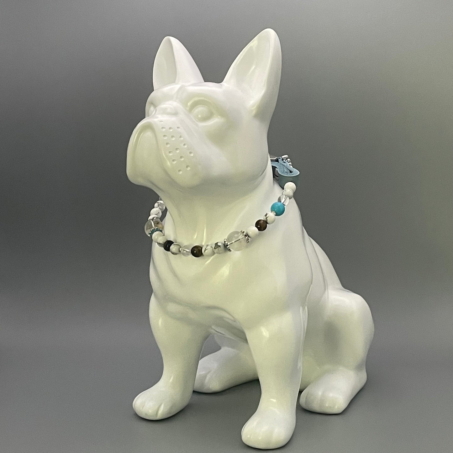 Größe: 34 cm Umfang. Edelstein-Hundehalsband – mit Magnesit, Bergkristall, Türkis & Tigerauge