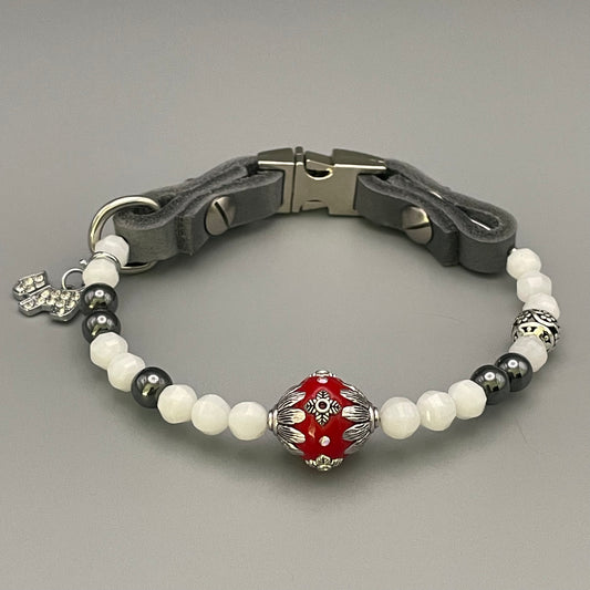 Größe: 29 cm Umfang. Edelstein-Hundehalsband – mit facettiertem Quarz, Hämatit & tibetischer Perle