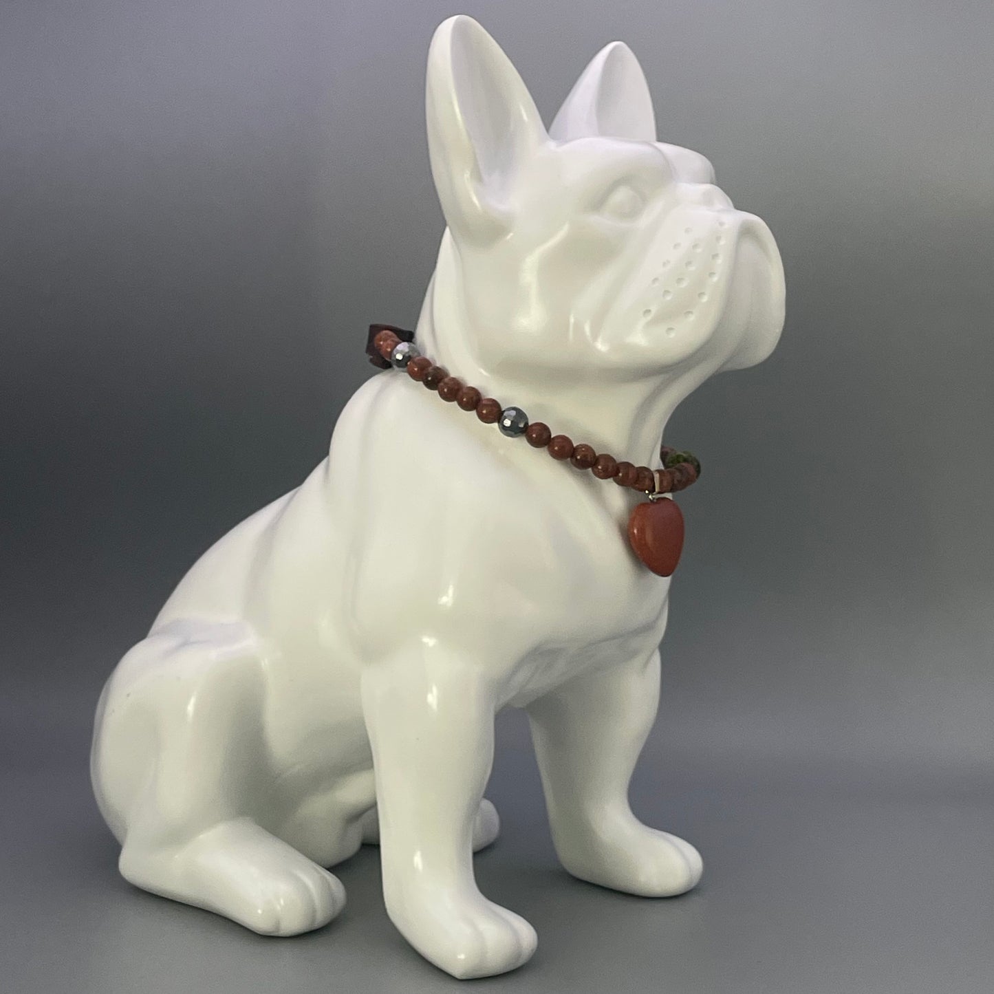 Größe: 34 cm Umfang. Edelstein-Hundehalsband – mit Goldfuss, Peridot & Silizium