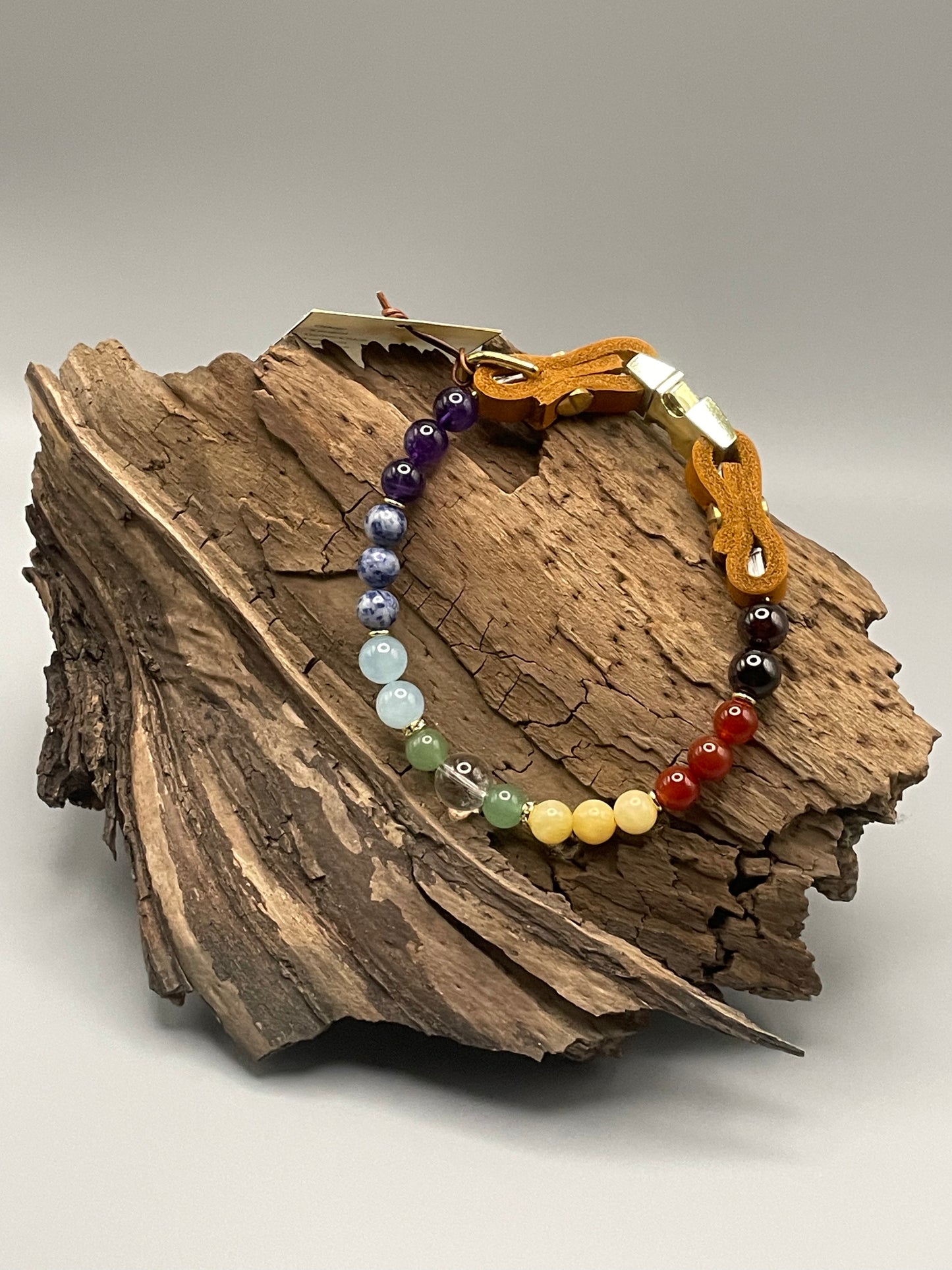 Größe: 32 cm Umfang. Edelstein-Hundehalsband – mit Granat, Karneol, gelbem Calcit, Aventurin, Bergkristall, Aquamarin, Sodalit & Amethyst